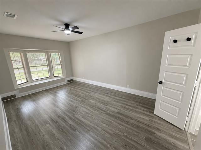Building Photo - 517 Cherry Ln