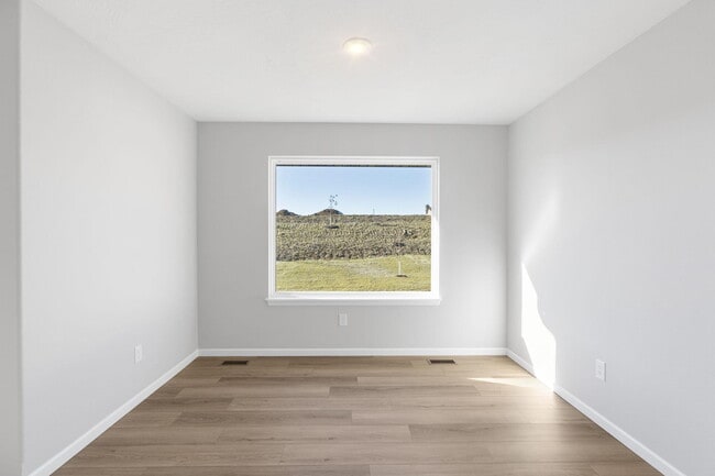 Building Photo - 2015 South St