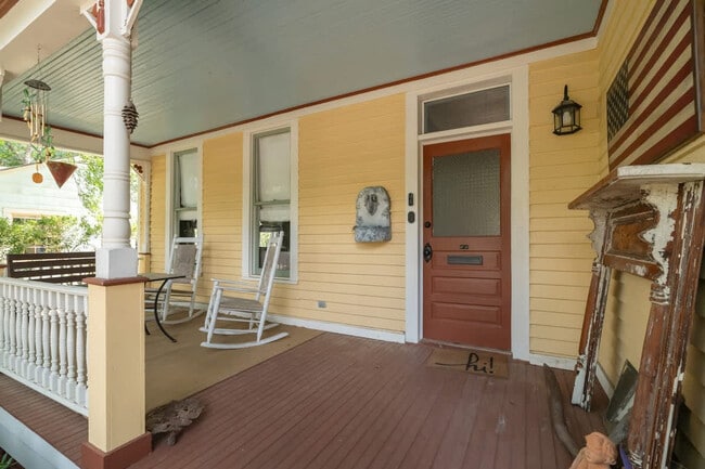 Building Photo - 509 Dabbs St