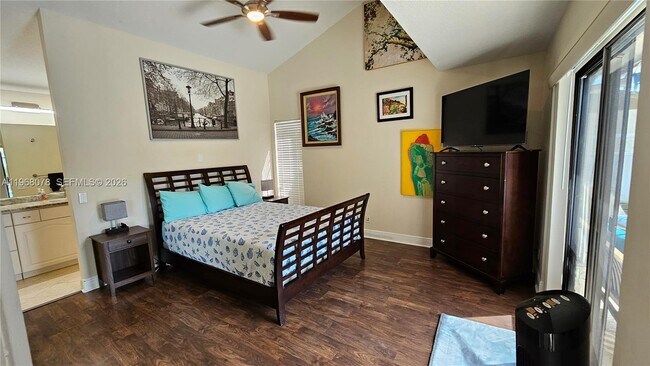 Building Photo - 6731 NW 26th Way