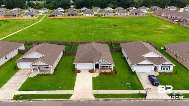 Building Photo - 14615 Dayton Cir
