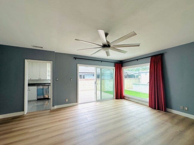 Building Photo - Charming 3 bed/2 bath House for Rent in Si...