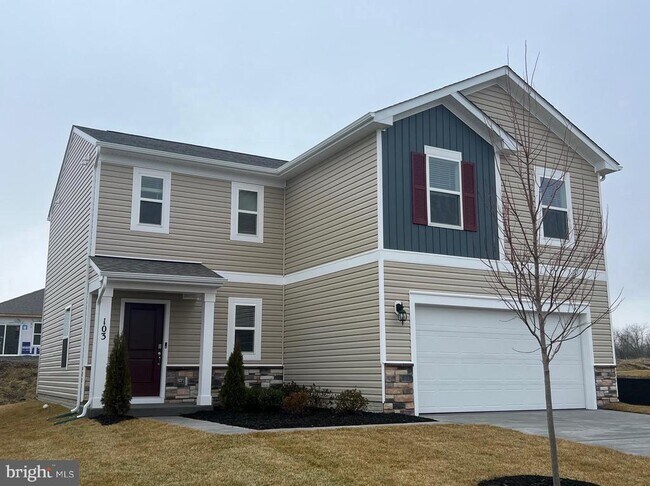 Building Photo - 103 Dinges St