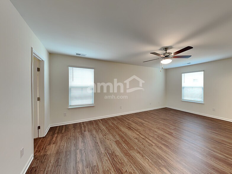 Building Photo - 612 Hamilton Park Dr