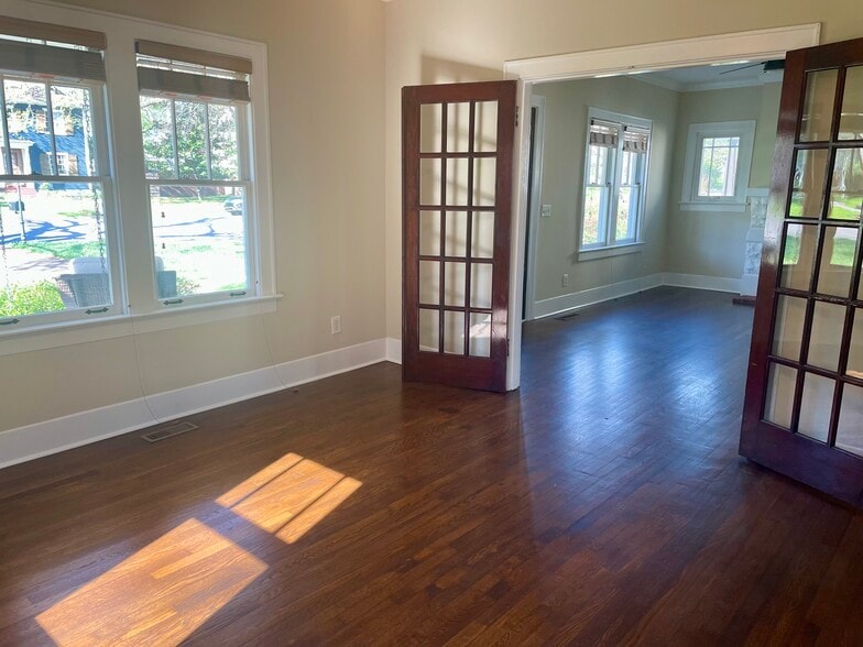 Dining Room - 4707 Elkins Ave