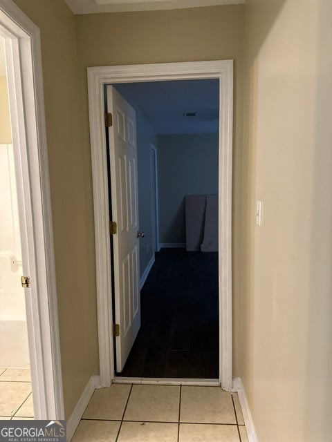 Building Photo - 323 Carriage Ln