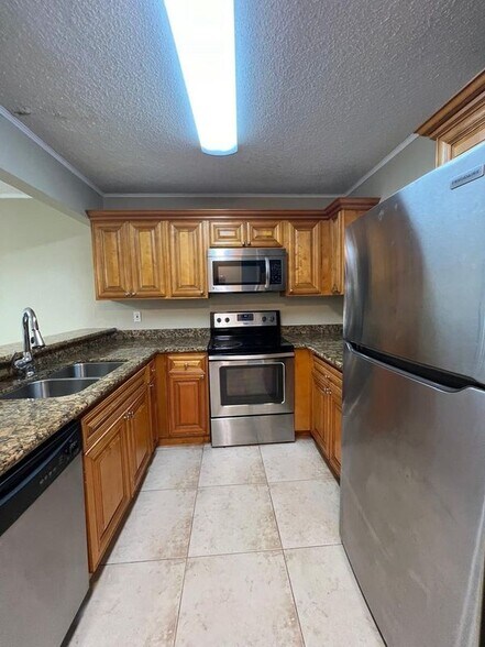 Primary Photo - 1520 Windorah Way