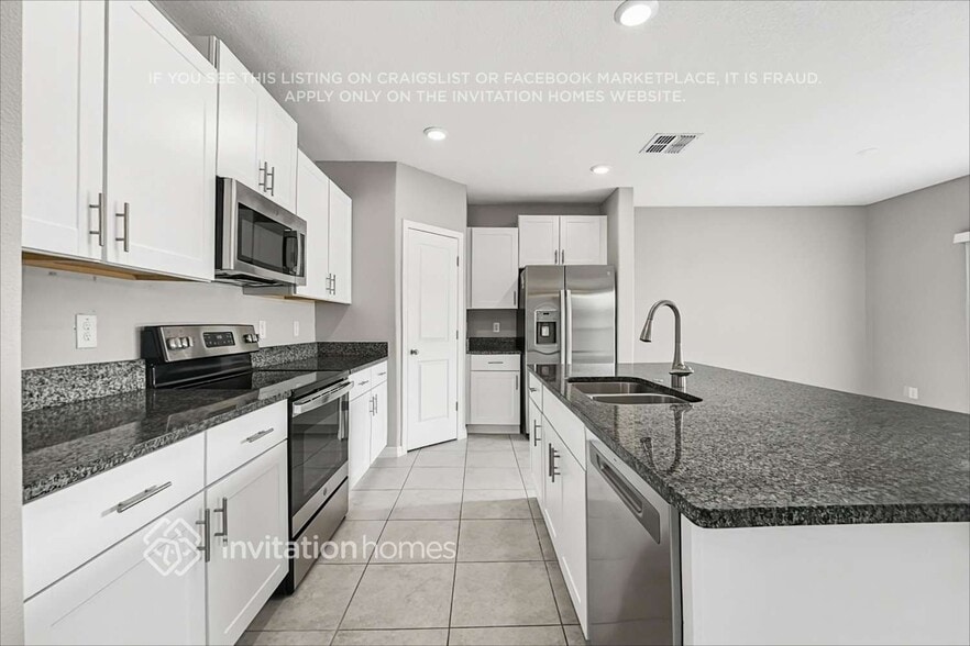 Building Photo - 11264 Riley Pines Cir