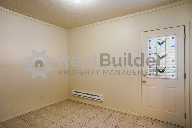 Building Photo - CALL US TODAY AT (505) 808-6467 TO SCHEDUL...