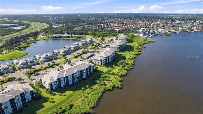 Building Photo - 920 Tidewater Shores Loop