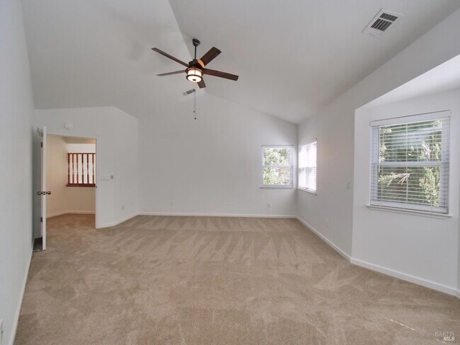 Building Photo - 3500 Crownridge Dr