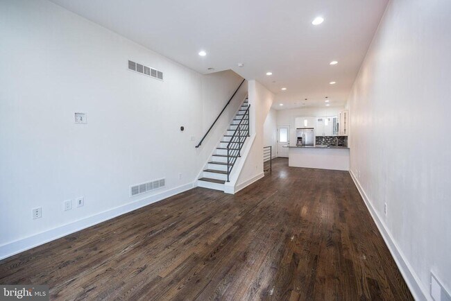 Building Photo - 1441 S Bouvier St