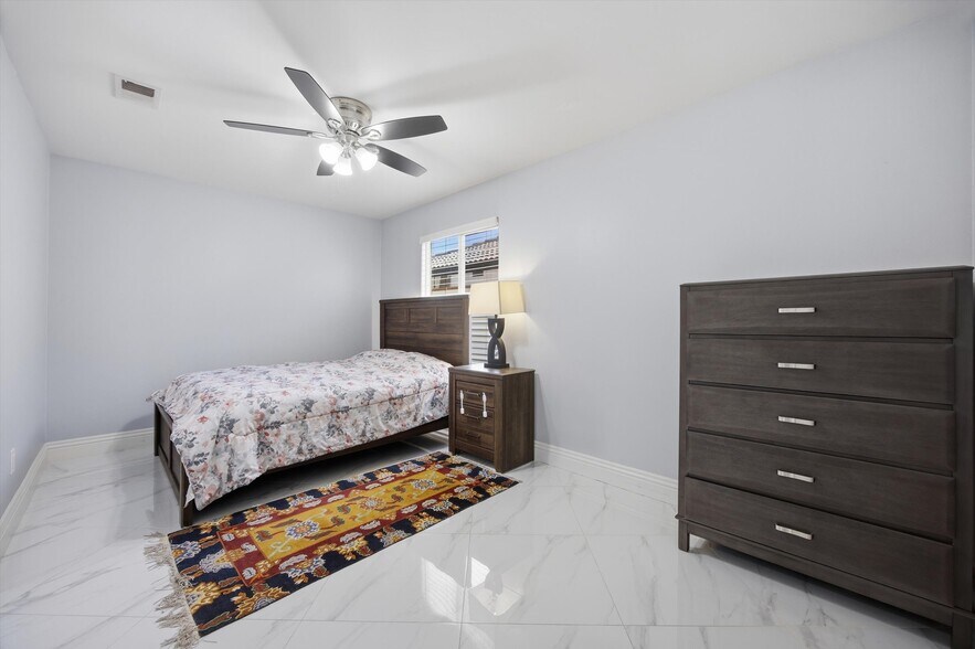 Building Photo - 10721 Loughton Ave