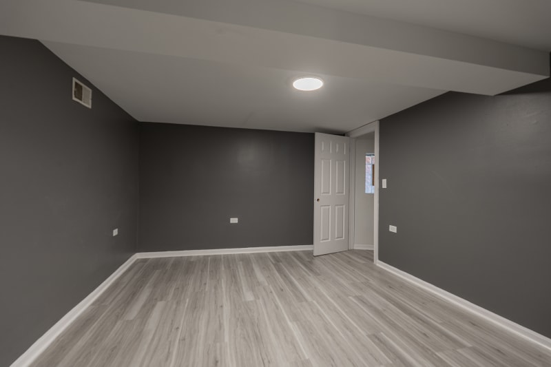 Building Photo - 4627 N Monticello Ave