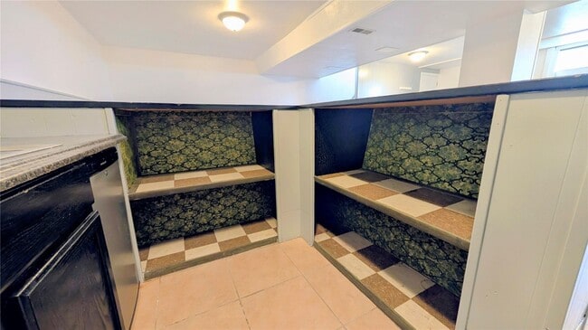 Building Photo - 6720 Cherryvale Dr