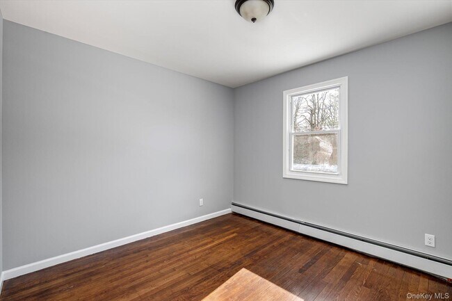 Building Photo - 93 Garfield Ave