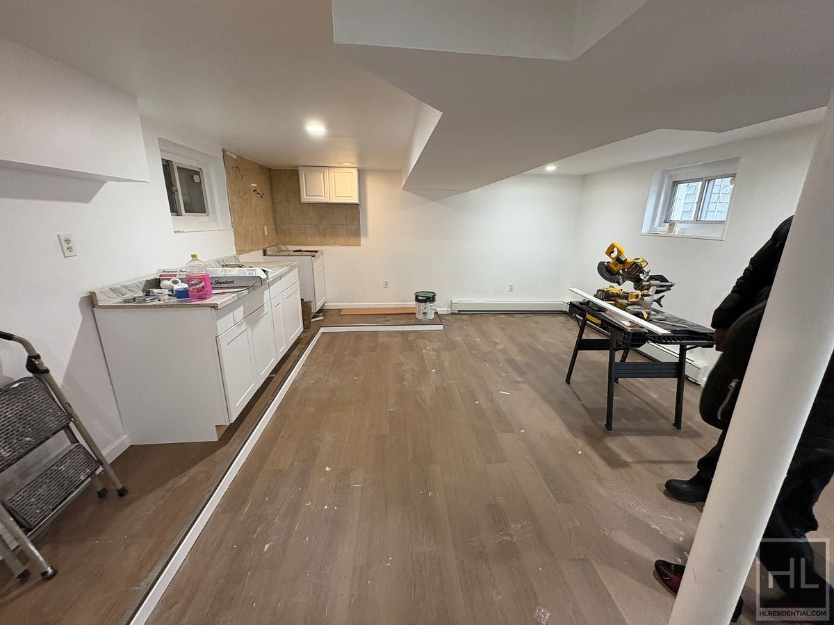 Building Photo - BAISLEY AVENUE, BRONX