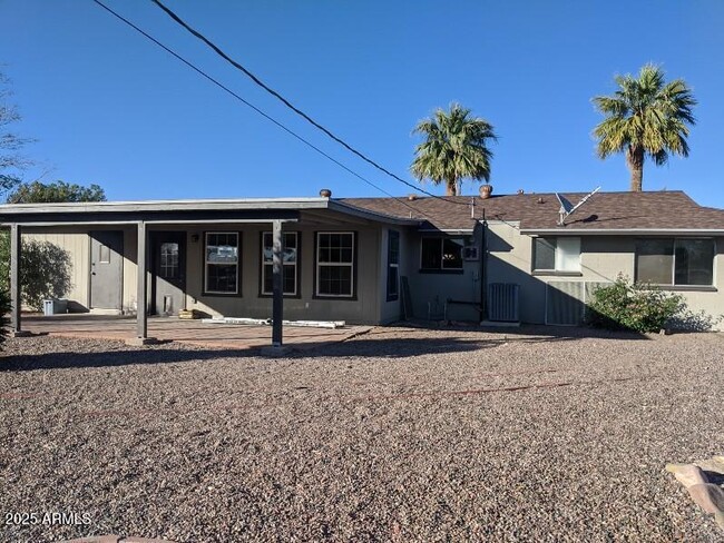 Building Photo - 11640 N Hagen Dr