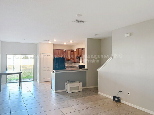 Building Photo - 7622 Ginger Lily Ct