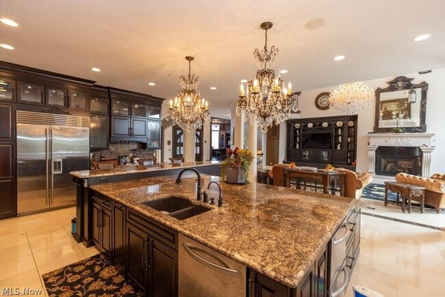 Building Photo - 3600 Oxford Cir