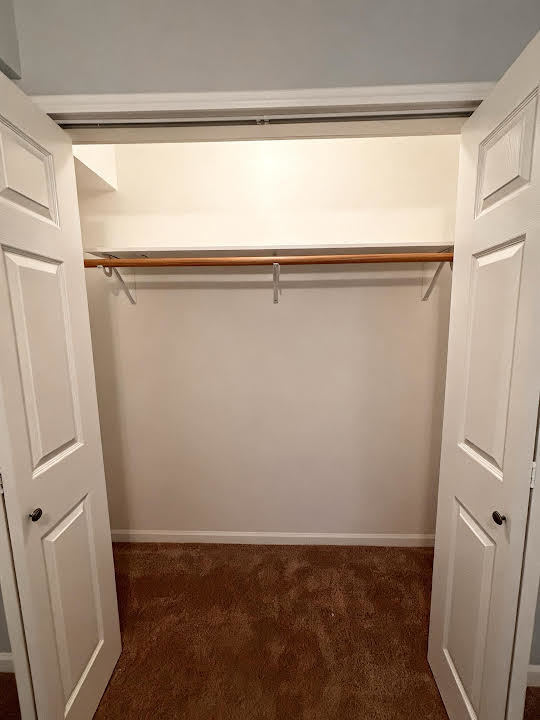 Building Photo - 3827 S Archer Ave