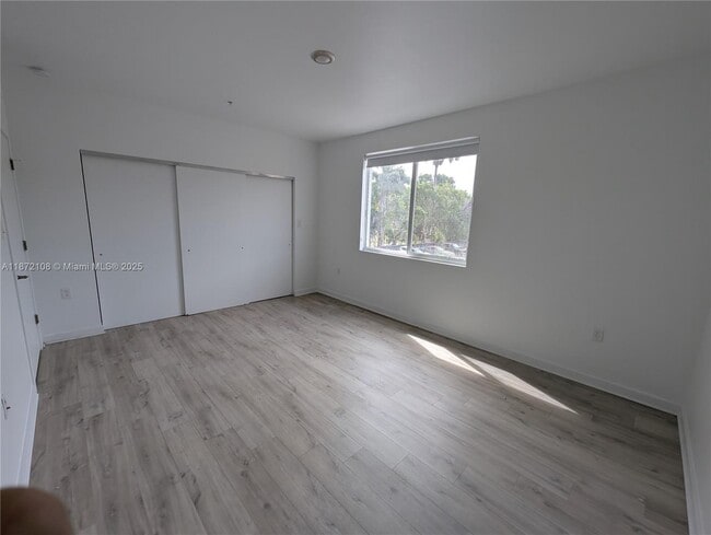 Building Photo - 170 NW 158th St