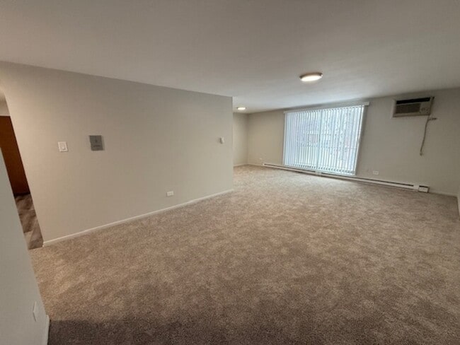 Building Photo - 515 East End Ave