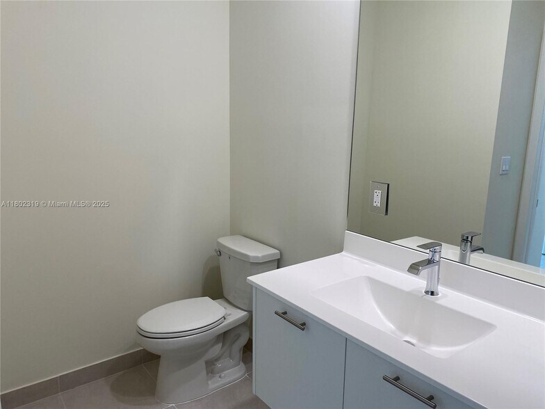 Building Photo - 6455 NW 103rd Pl