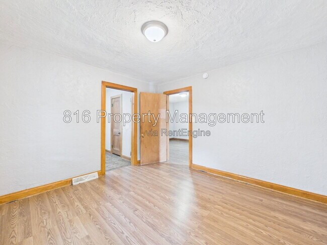 Building Photo - 426 Wabash Ave