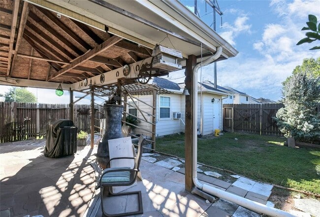 Patio and rental in backyard - 5219 San Pablo Gardens Dr