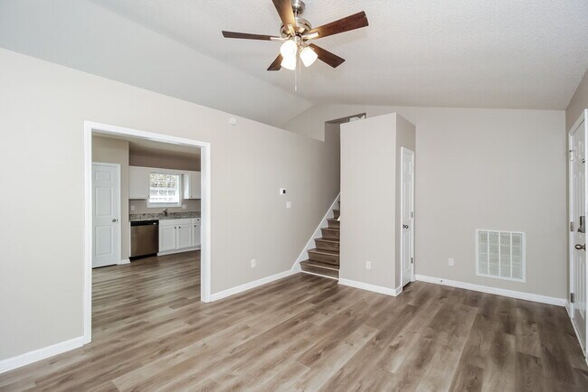 Building Photo - 317 Gun Range Rd