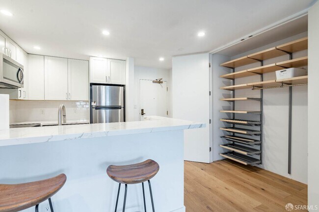 Building Photo - 2225 23rd St