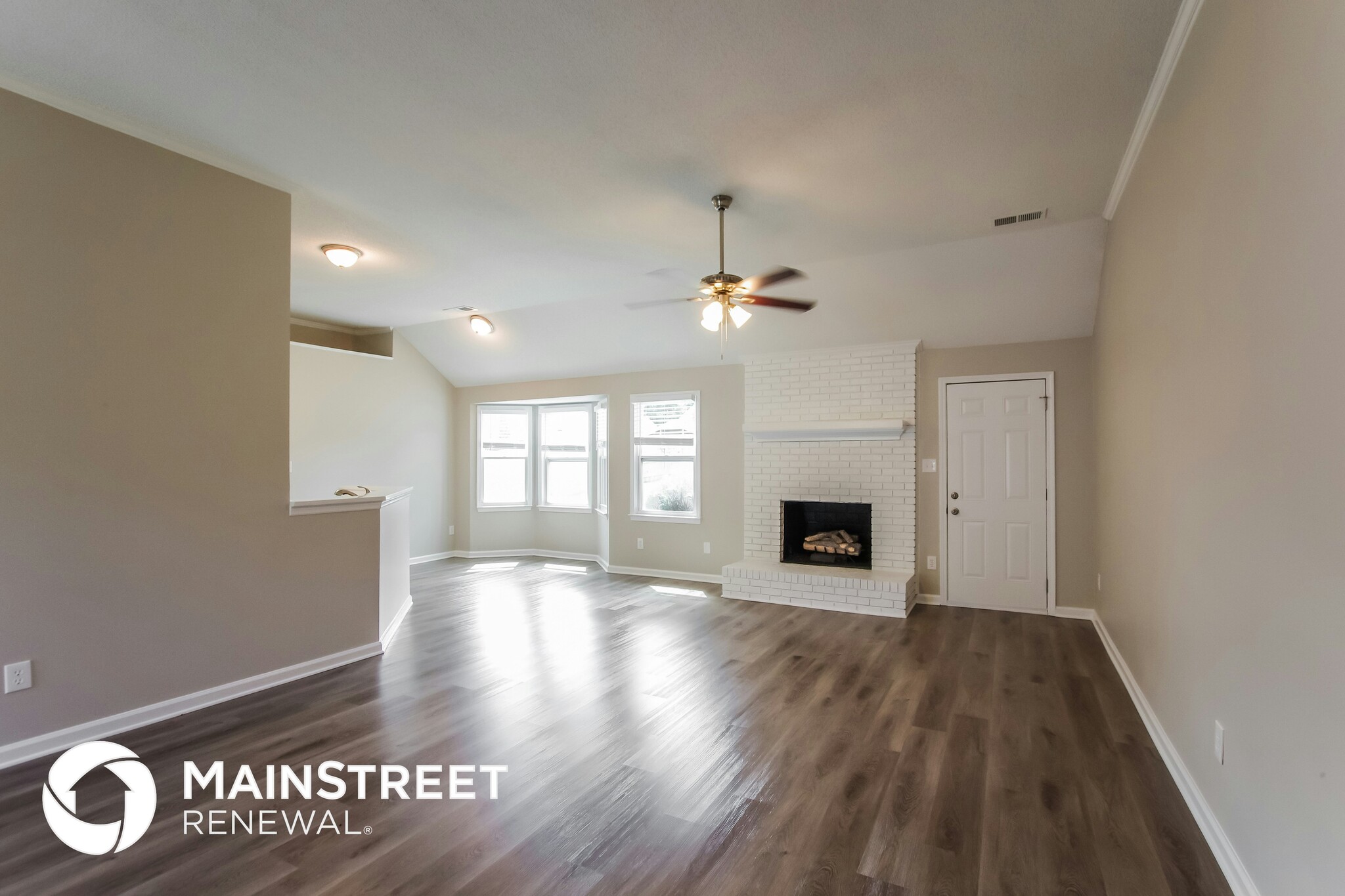 Building Photo - 9013 English Saddle Ln