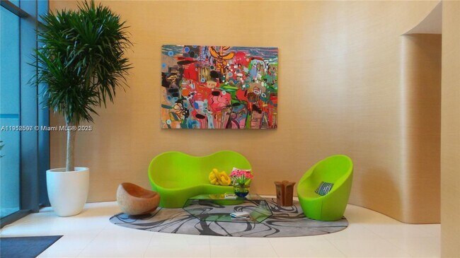 Building Photo - 501 NE 31st St