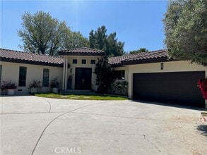 Building Photo - 16772 Knollwood Dr