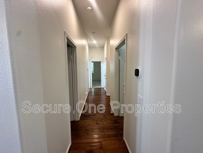 Building Photo - 5199 Via Dolores