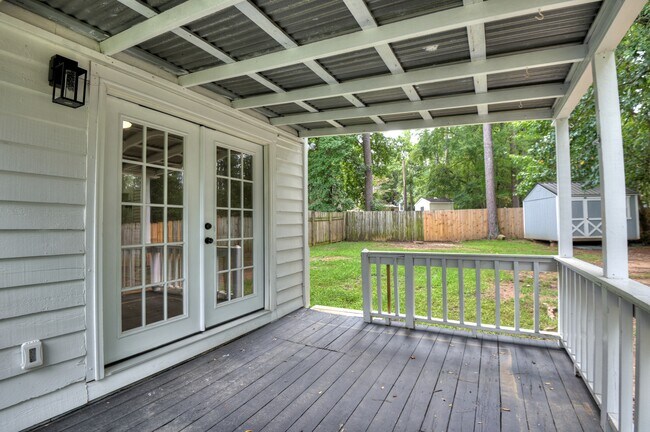 Building Photo - 454 Windtree Pl