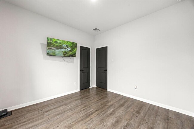 Building Photo - 11323 Cora Ln