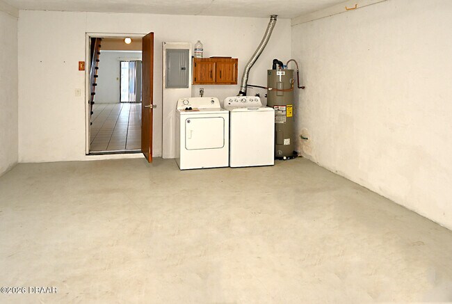 Building Photo - 2850 Ocean Shore Blvd