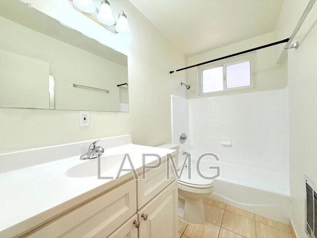 Building Photo - 12325 Riverside Dr