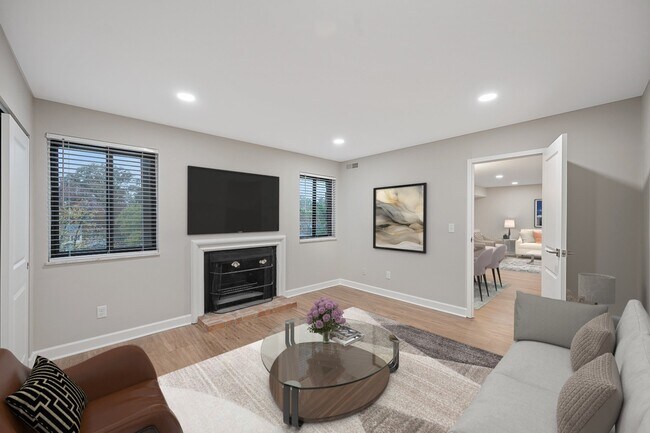 Floorplan - Indian Creek Apartments and Townhomes