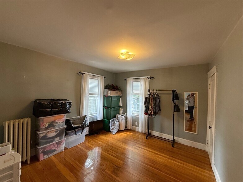 Building Photo - 83 Euston Rd