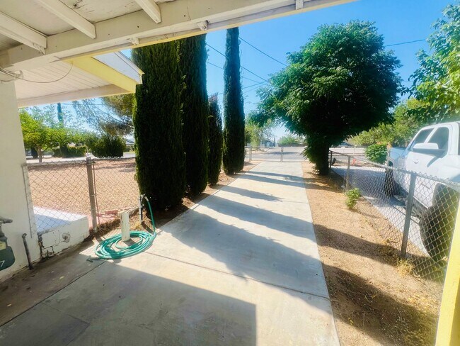 Building Photo - Charming 3-Bedroom Home including 250sqft ...