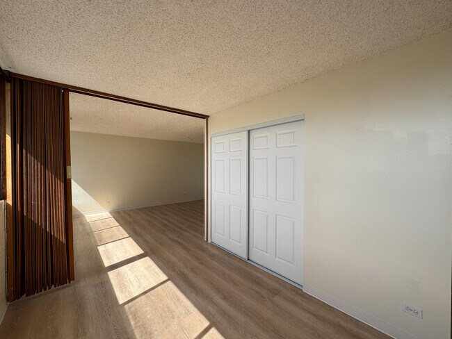 Building Photo - 1040 Kinau St