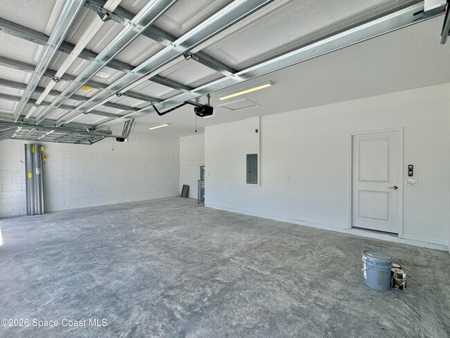 Building Photo - 3150 Viridian Cir