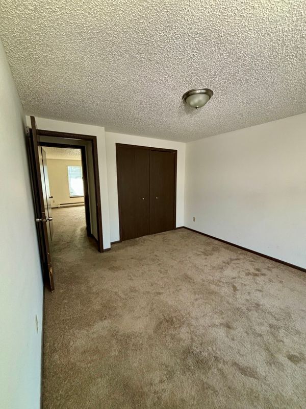 Building Photo - 25 Barton Ct