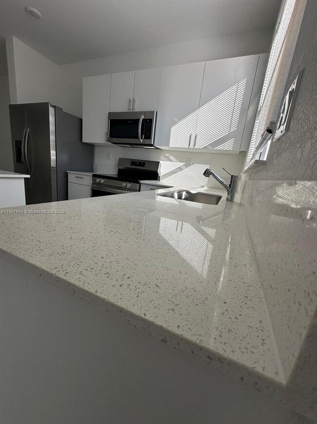 Building Photo - 12848 SW 232nd Ter