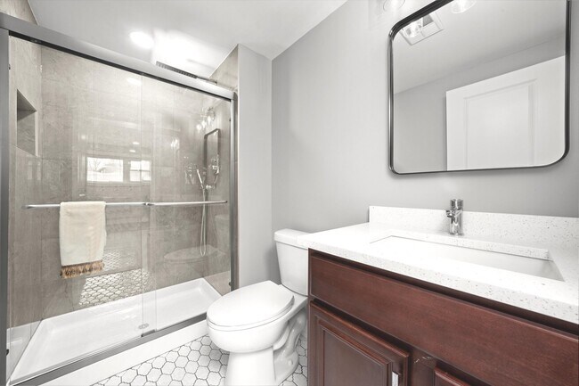 Building Photo - 11201 Deerpath Ln