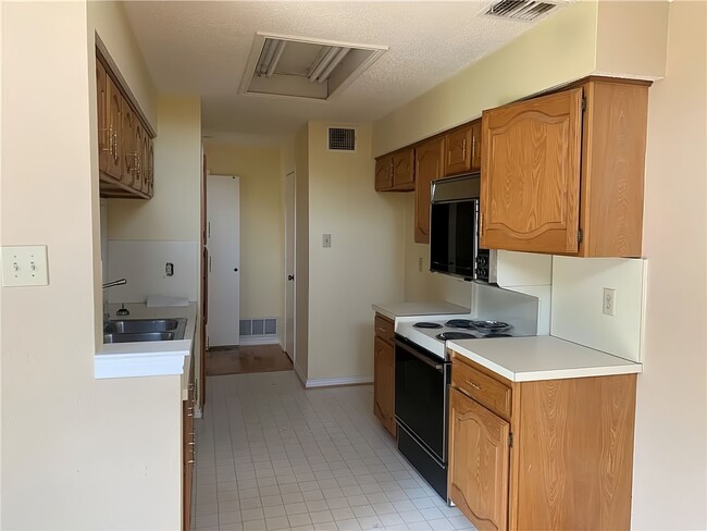 Building Photo - What's special