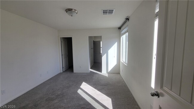 Building Photo - 8772 Belle Castle Ct